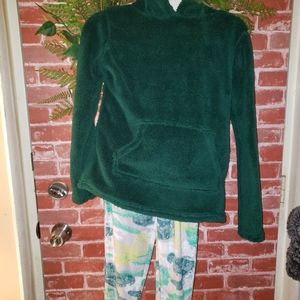 NWT Cat & Jack Dinosaur Pajama Set Medium 8/10